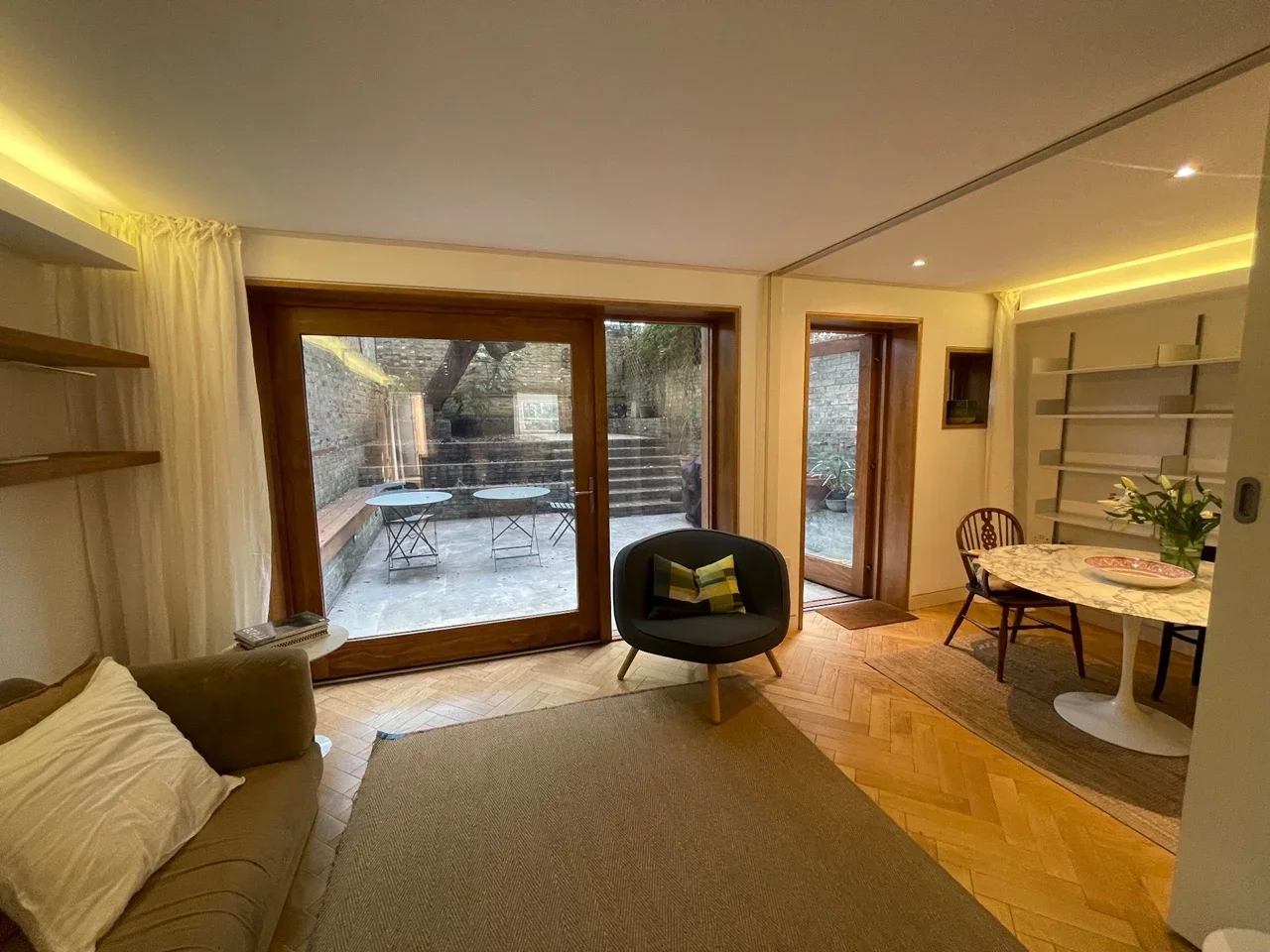 Flat Saint Lawrence Terrace in Greater London