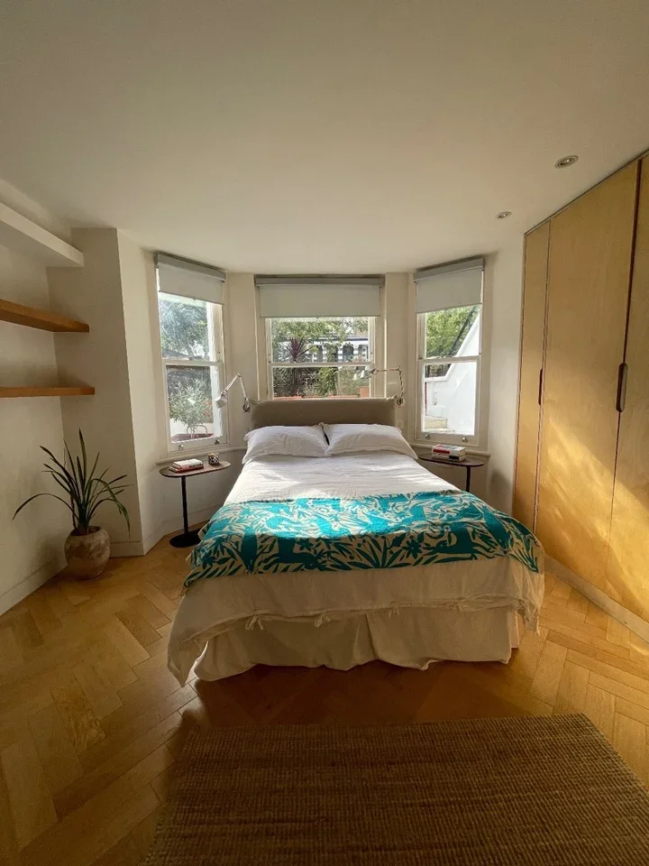 Flat Saint Lawrence Terrace in Greater London
