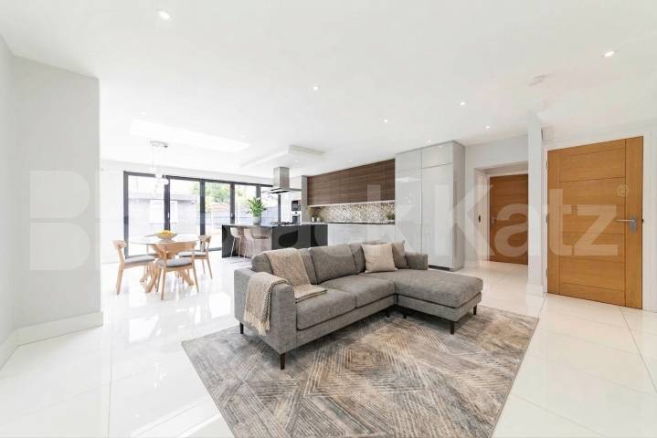 House Iverson Road in Greater London