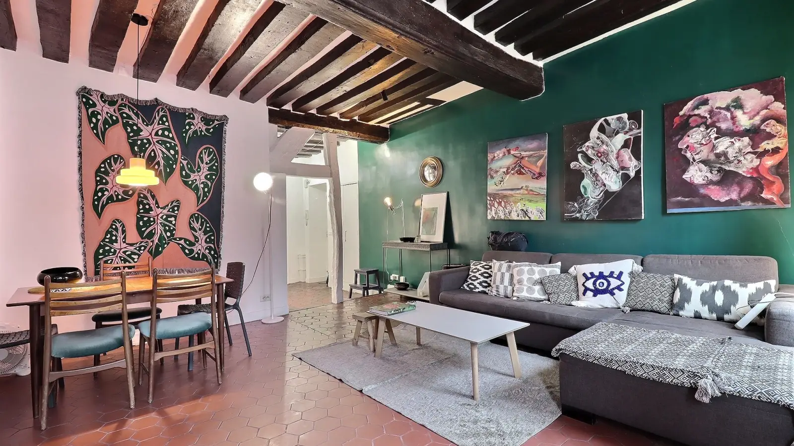 Flat Rue Mauconseil in Paris