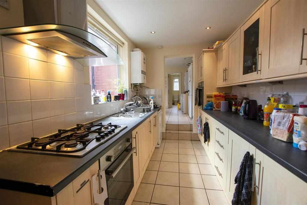 Flat Heeley Road in Birmingham