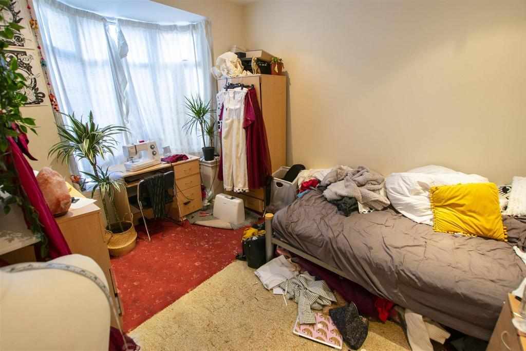 Flat Heeley Road in Birmingham
