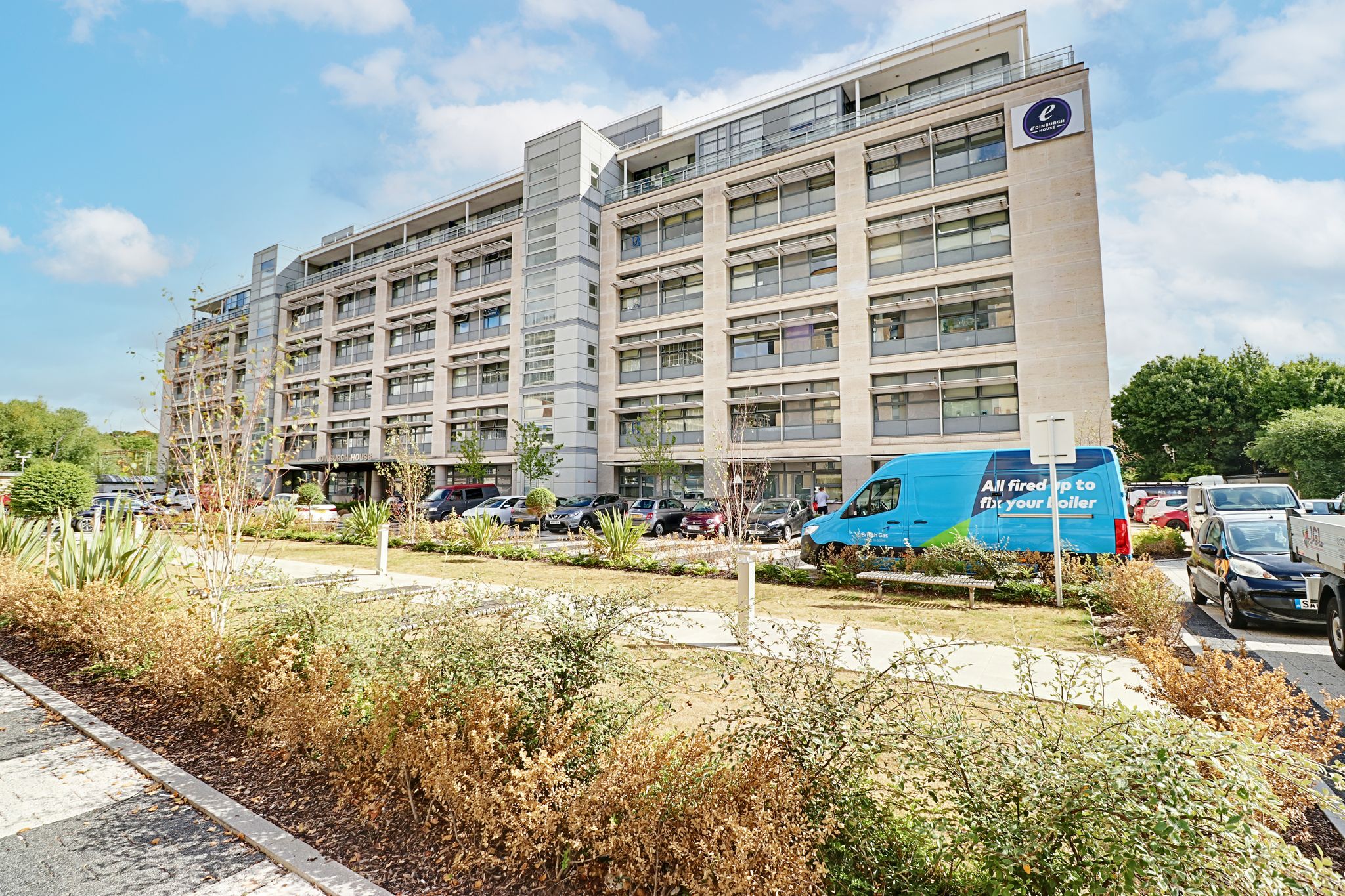 Flat Edinburgh Way in Harlow