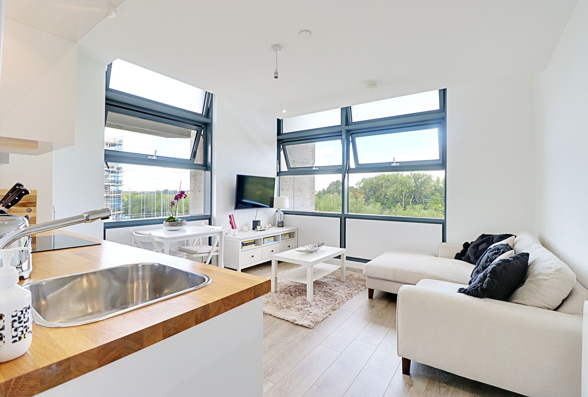 Flat Edinburgh Way in Harlow