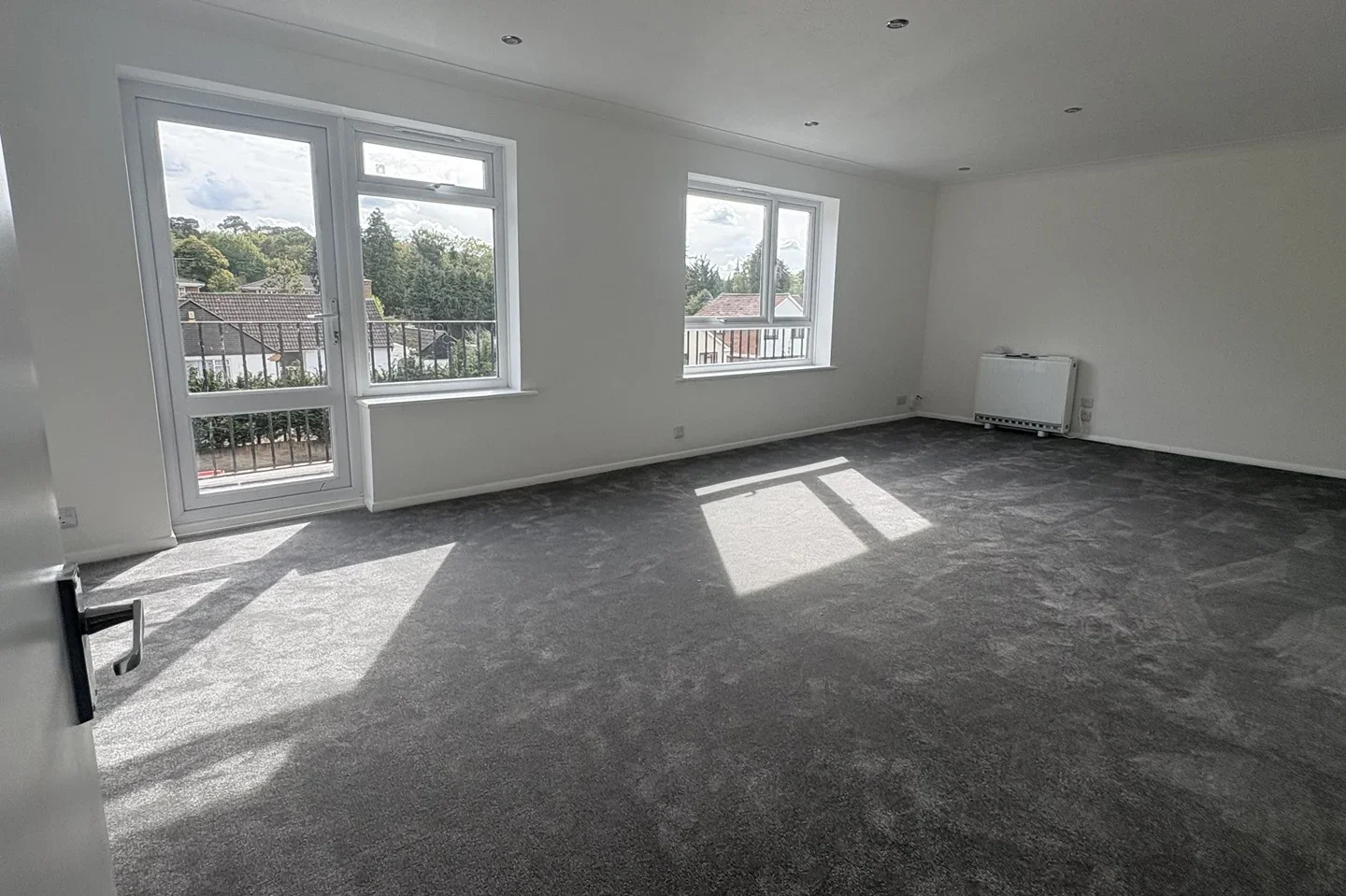 Flat Upper Park Road in Surrey Heath