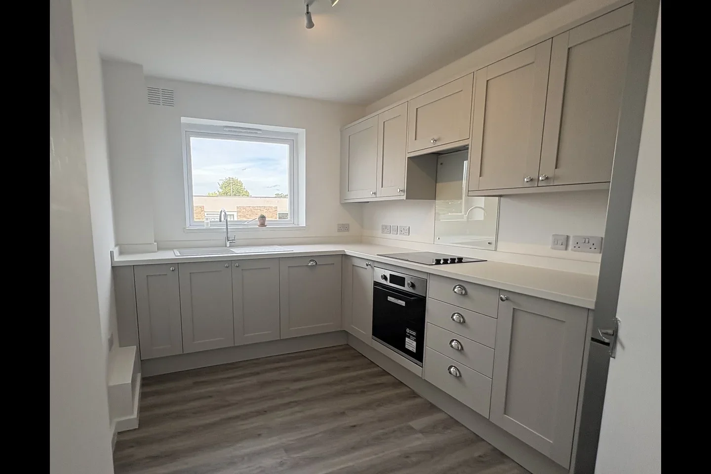 Flat Upper Park Road in Surrey Heath
