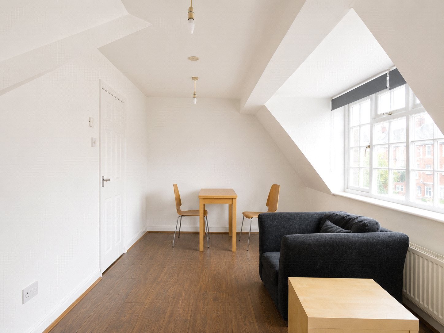Flat Farnan Road in Greater London