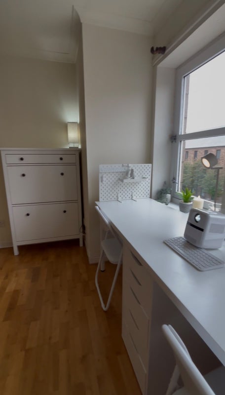 Room St Leonard's Street in City of Edinburgh