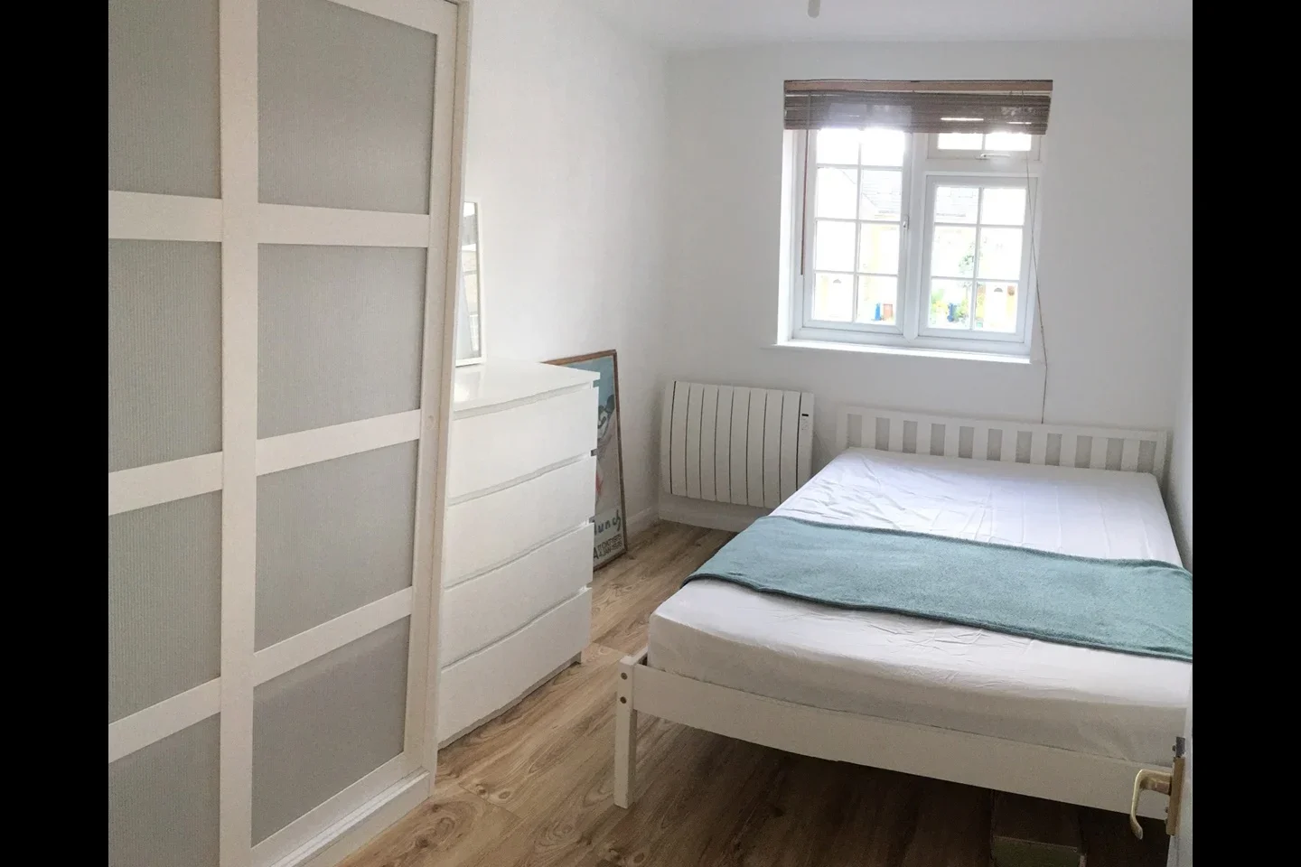 Flat Gables Close in Greater London