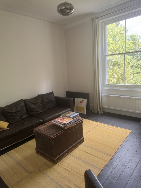 Room Upper Tulse Hill in Greater London