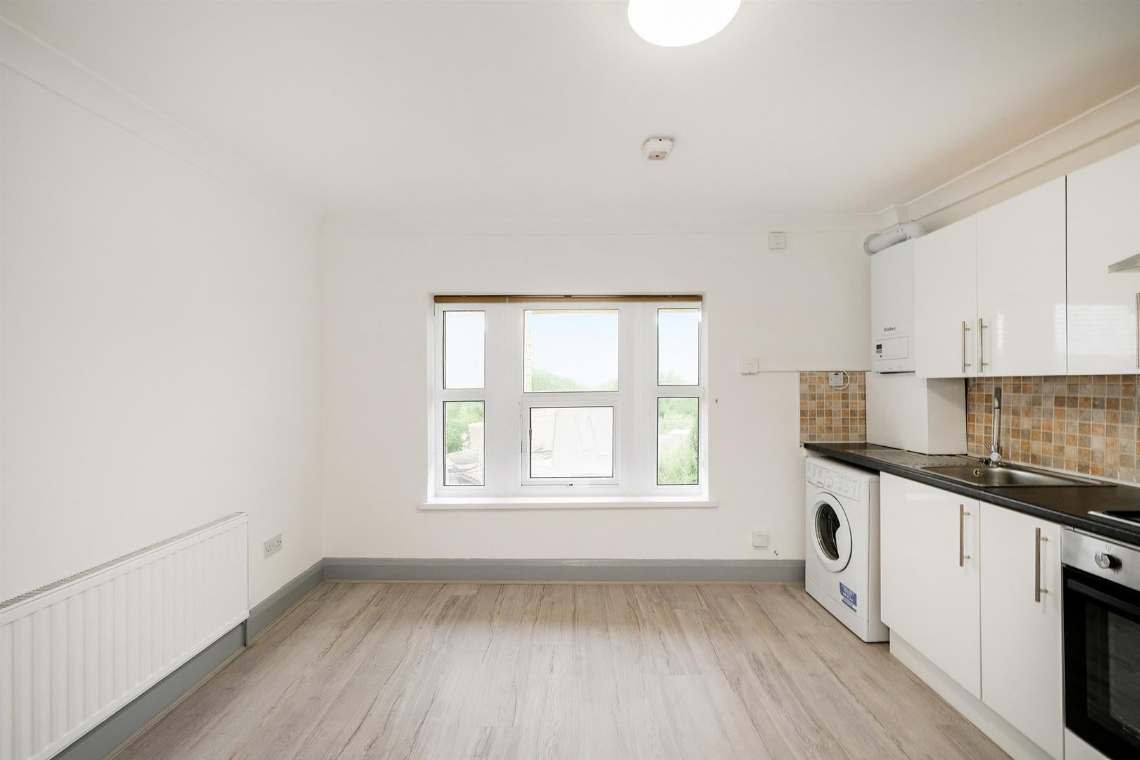 Flat North Birkbeck Road in Greater London