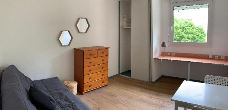 Flat Rue de Montholon in Bourg-en-Bresse