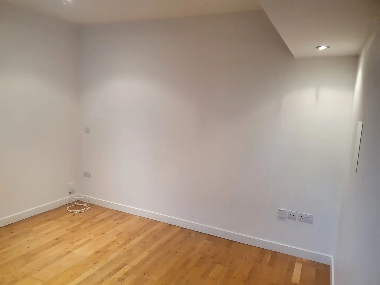 Flat Prince's Road in Elmbridge