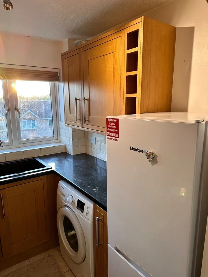 Flat Brewery Close in Greater London