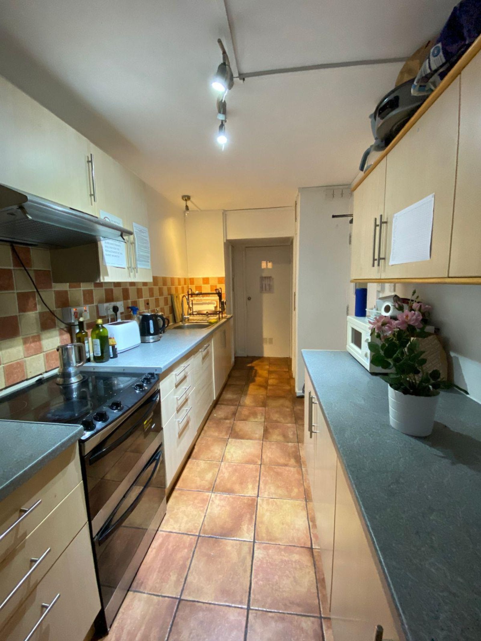 Room Balmes Road in Greater London