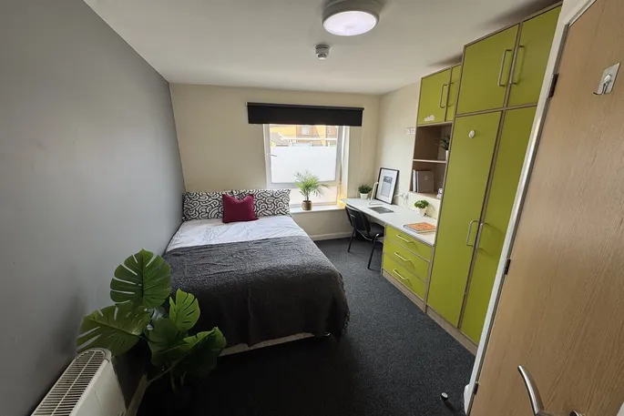 Room Middle Street in Nottingham