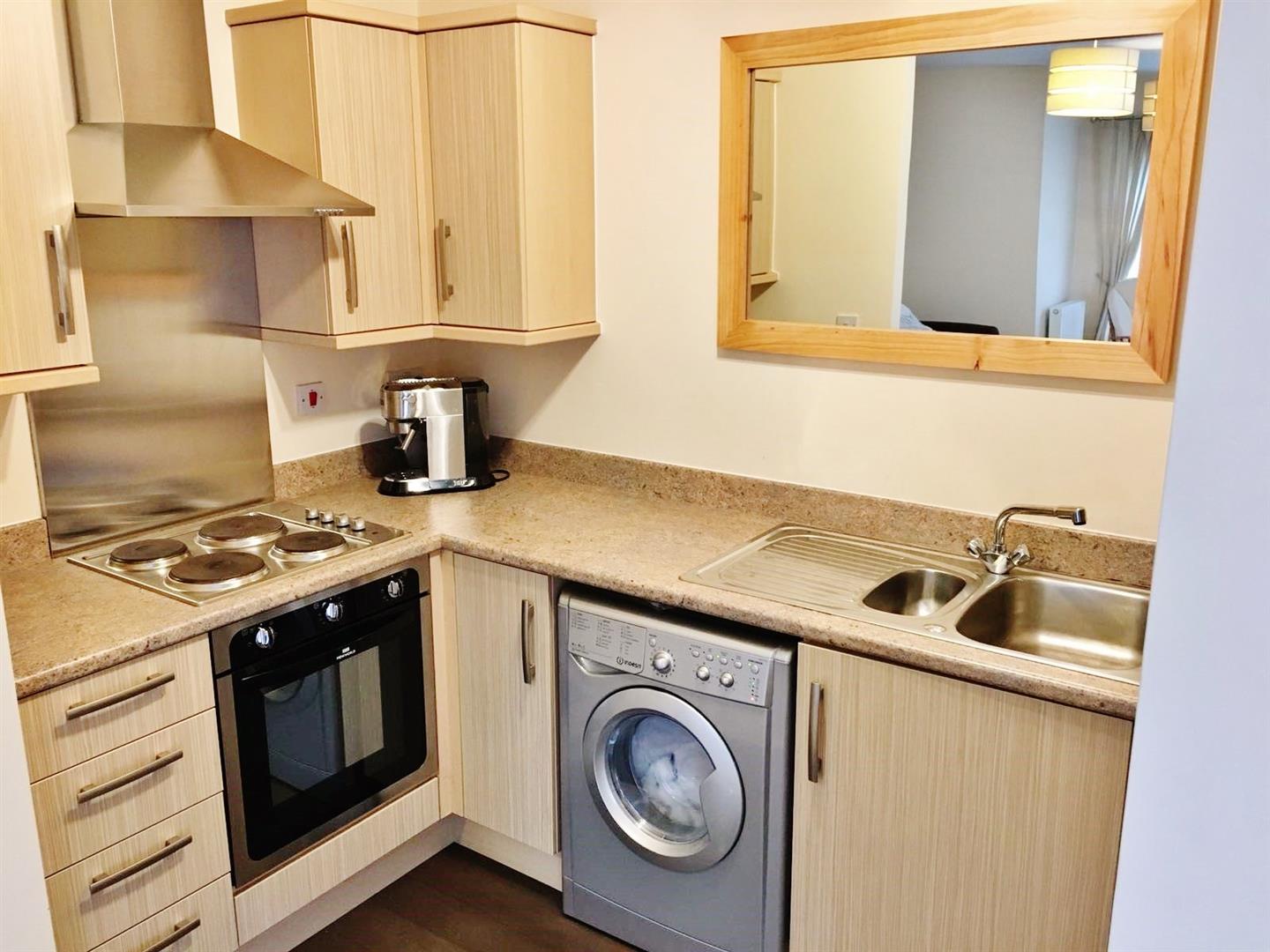 Flat Cadet Close in Coventry