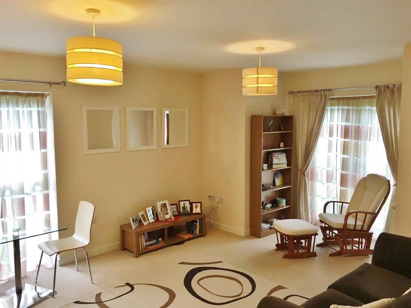 Flat Cadet Close in Coventry
