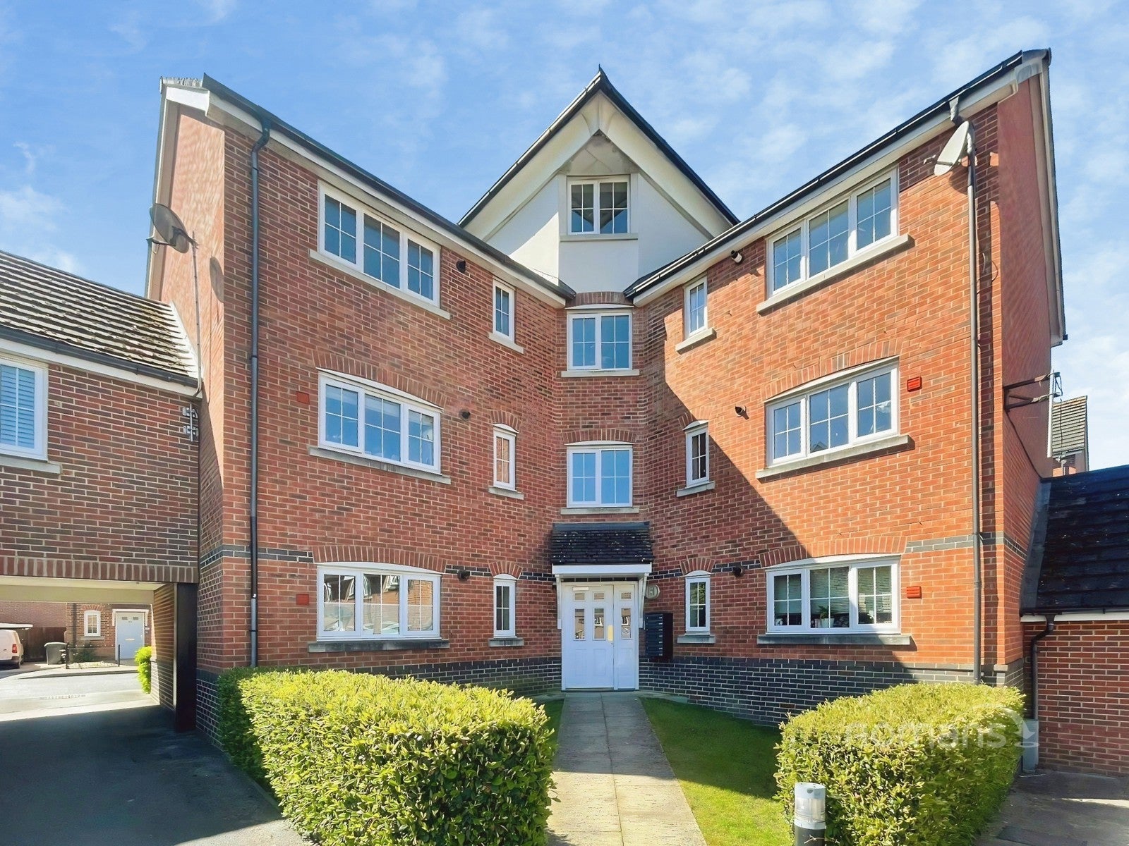 Flat Elvetham Rise in Basingstoke and Deane