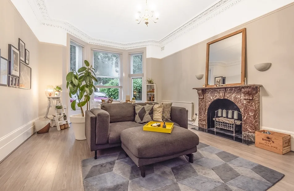 Flat Langton Way in Greater London