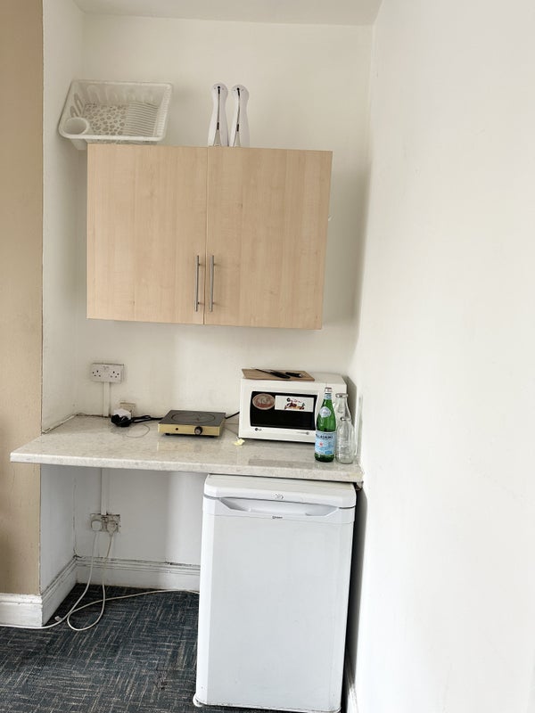 Room Talgarth Road in Greater London