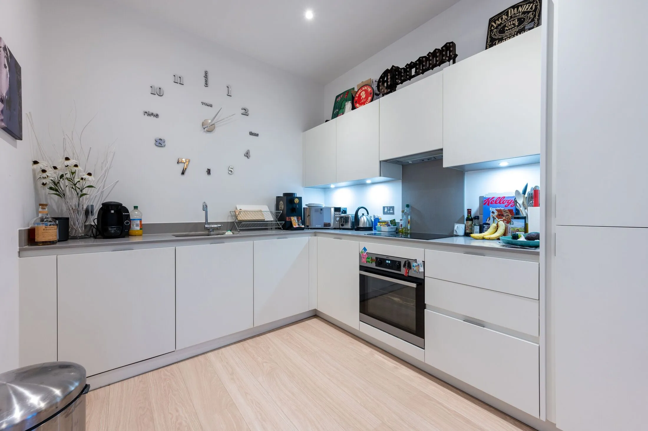 Flat Cherry Orchard Road in Greater London