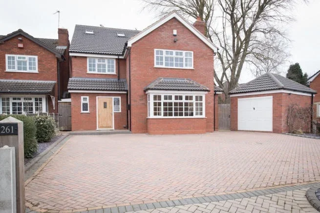 Room Rectory Road in Birmingham