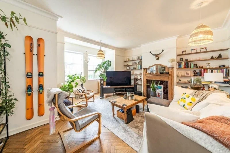 Room Beeches Road in Greater London