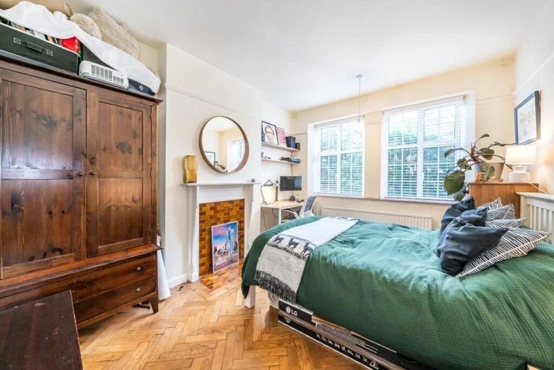 Room Beeches Road in Greater London