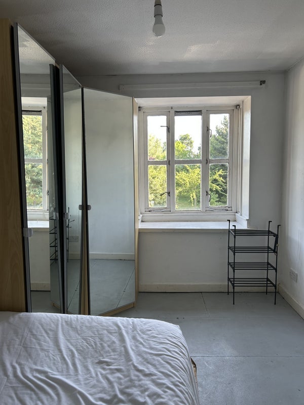 Room Albany Mews in Greater London