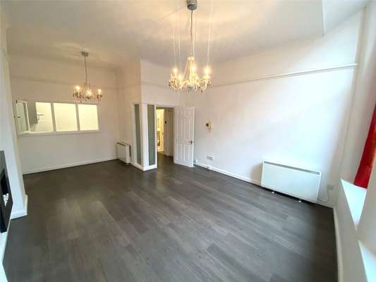 Flat Chepstow Street North in Manchester