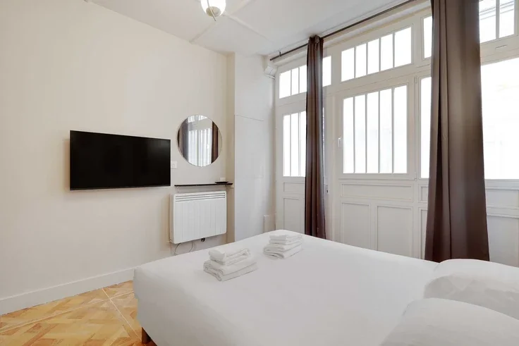 Flat Rue de l'Échiquier in Paris