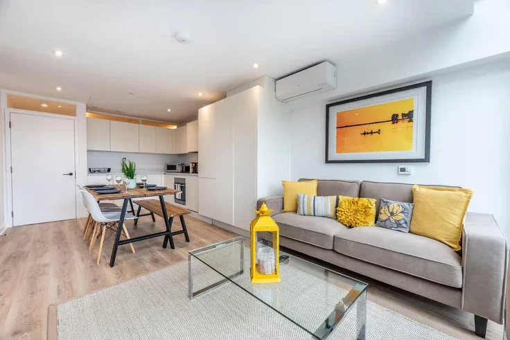 Flat Farringdon Road in Greater London