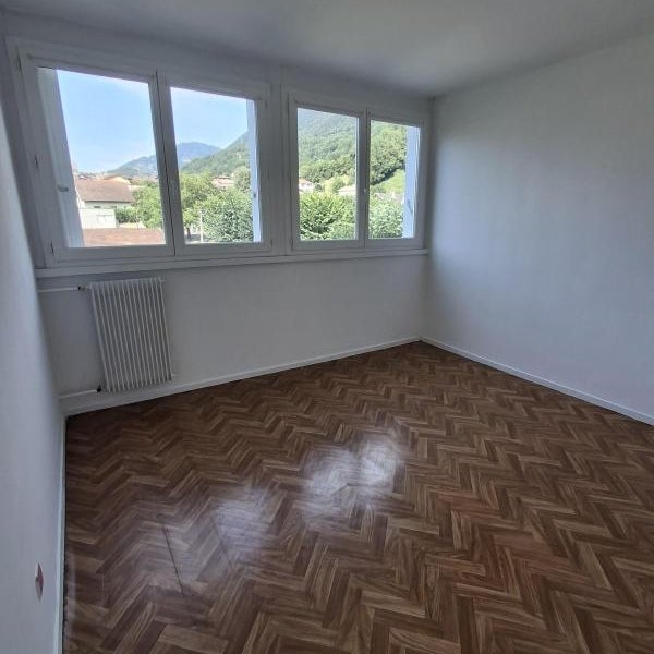 Flat Avenue des Tirignons in Goncelin