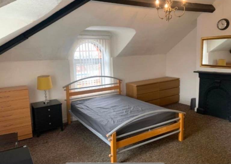Flat Larkfield Gardens in Belfast