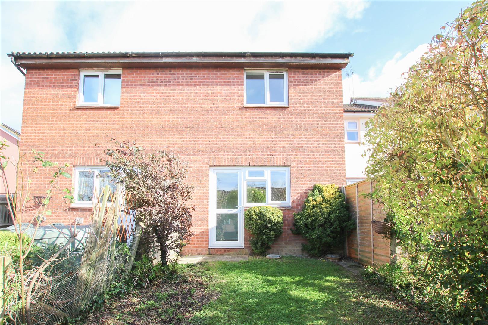 House Doddenhill Close in Uttlesford