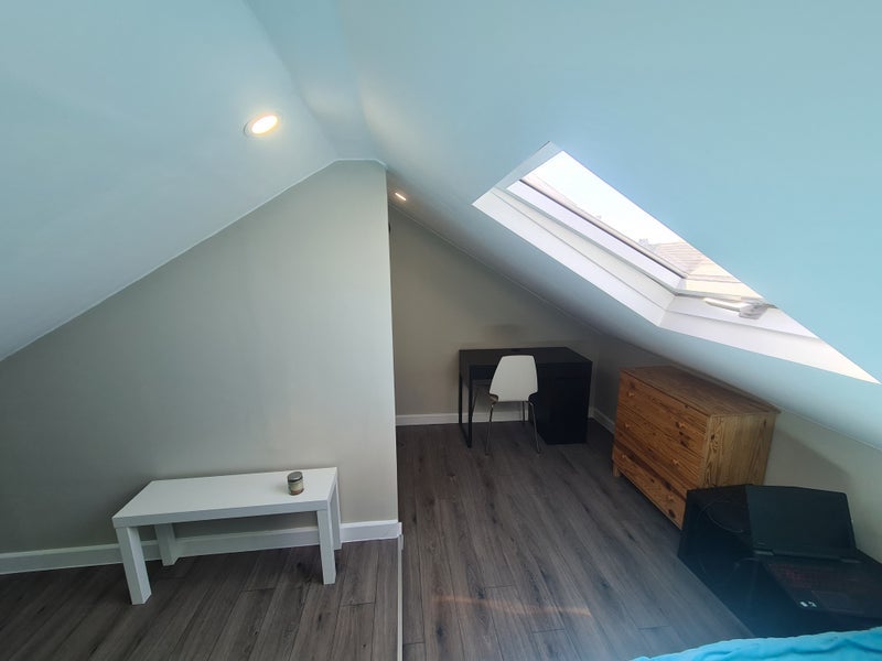 Room Albany Road in Liverpool