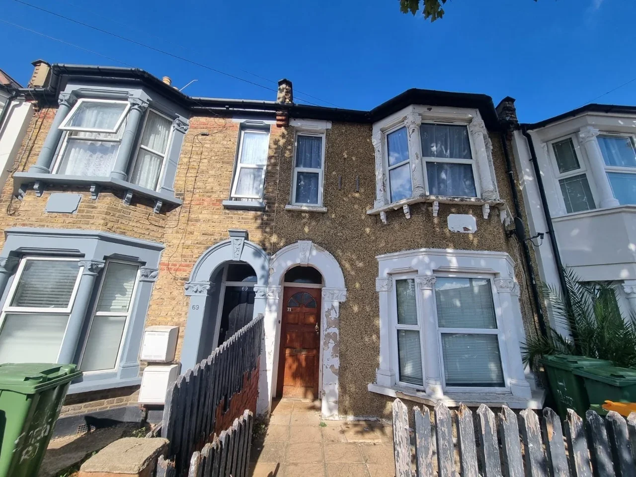 Flat Sheridan Road in Greater London