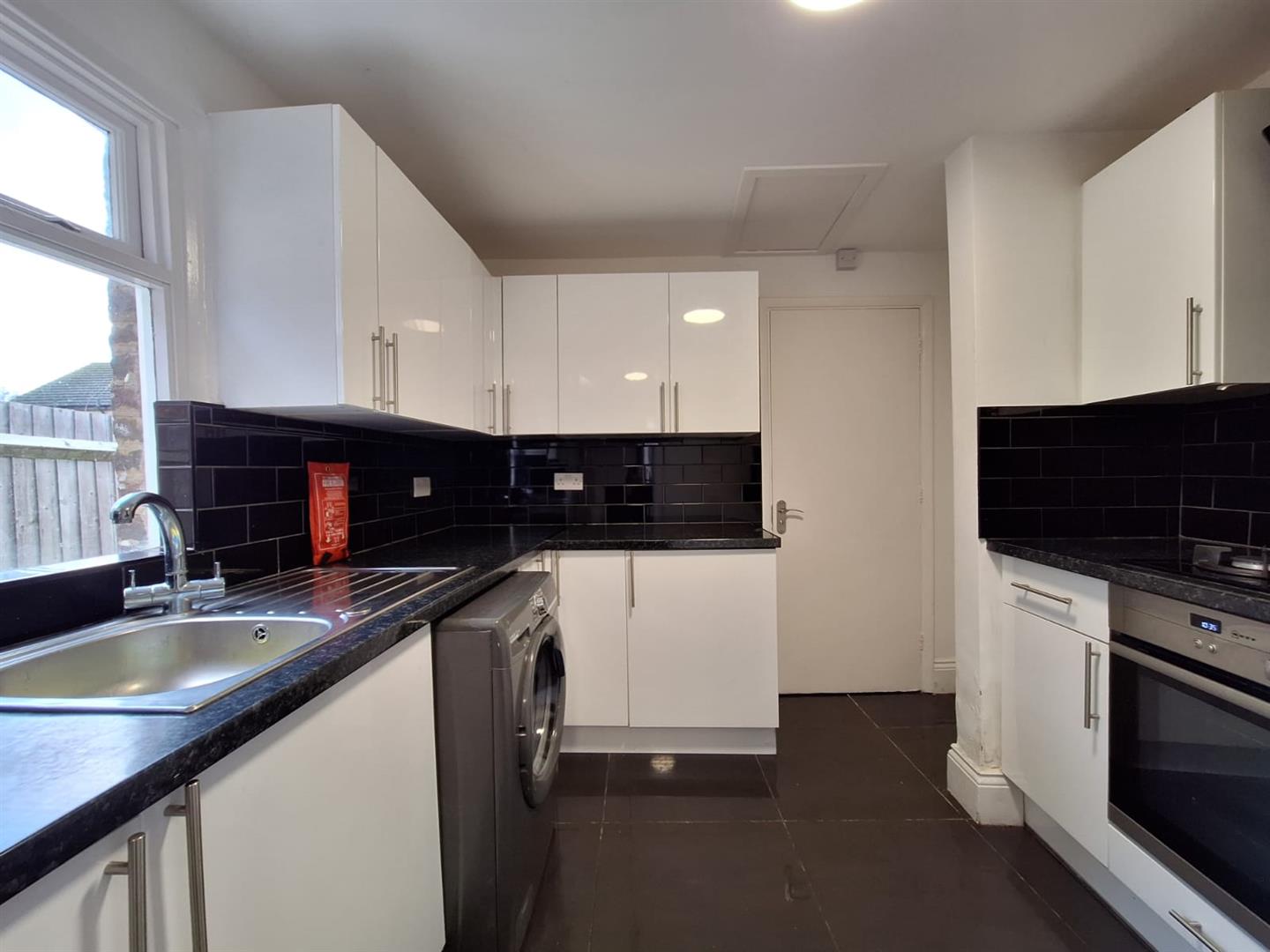 House Almond Road in Greater London