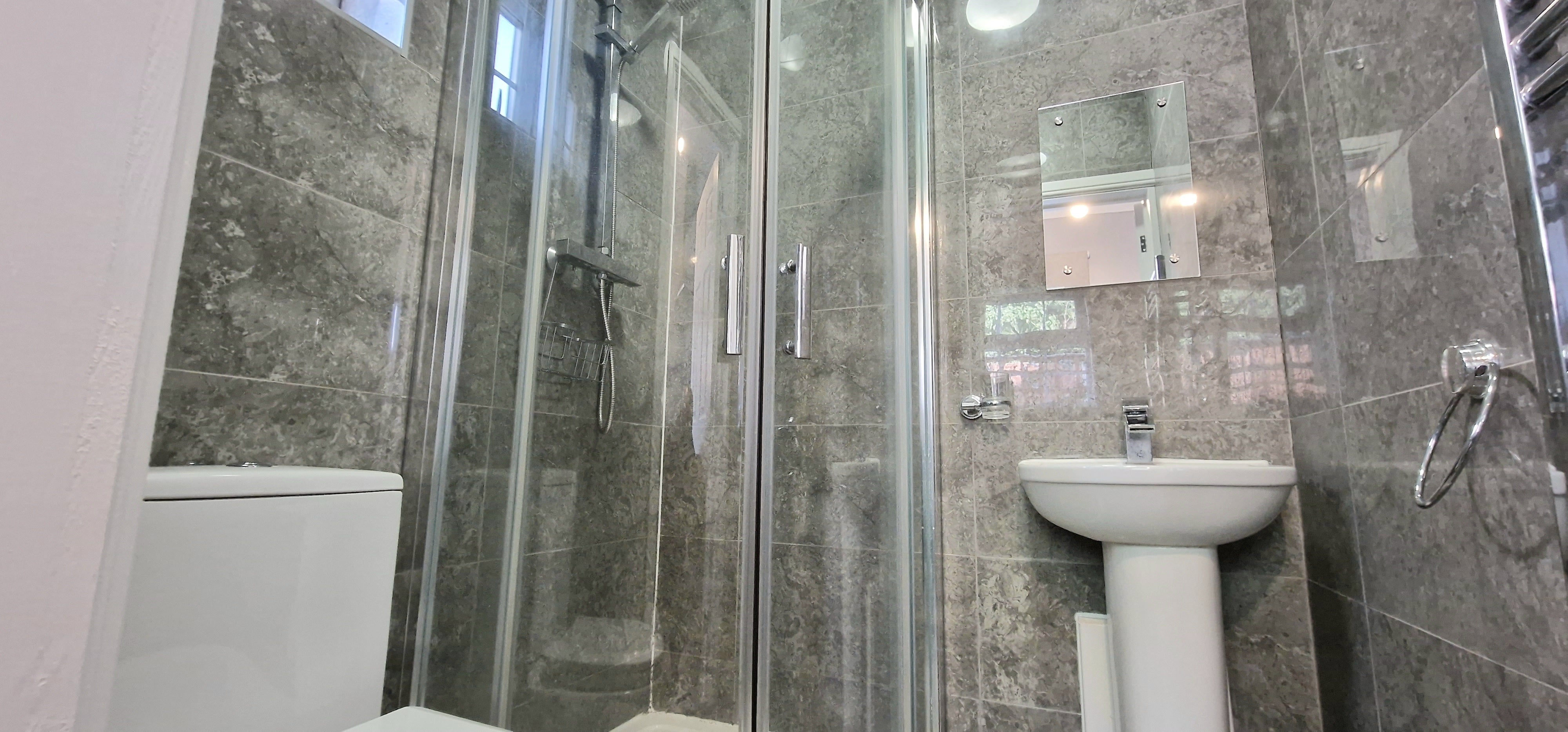 Flat Middle Ope in Watford