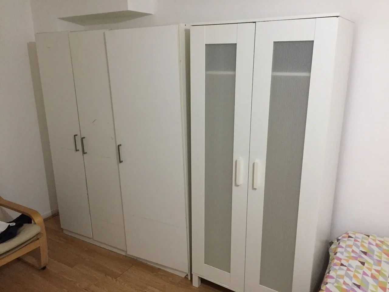 Room Barnhill Road in Greater London