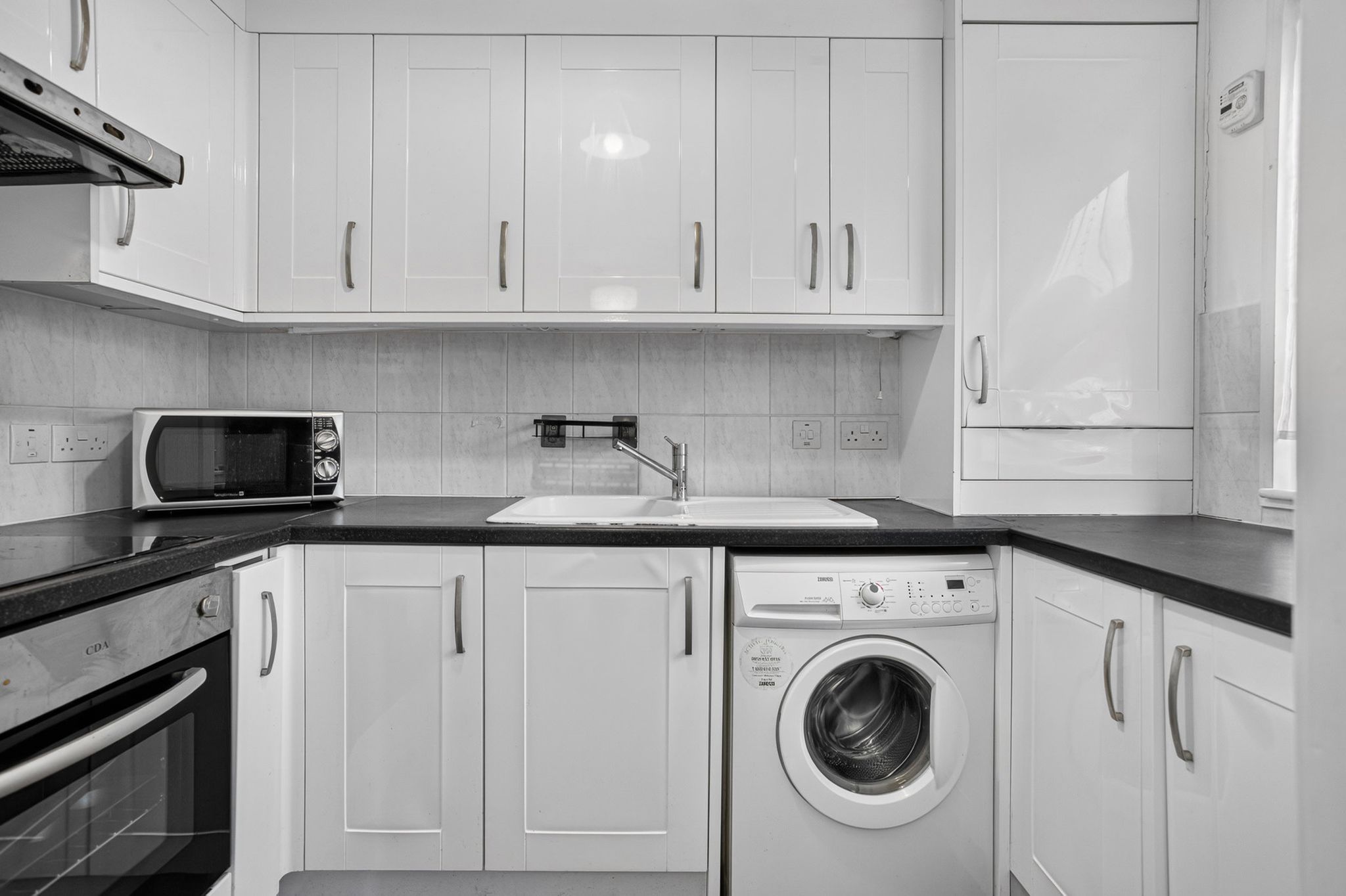 Flat Holley Road in Greater London