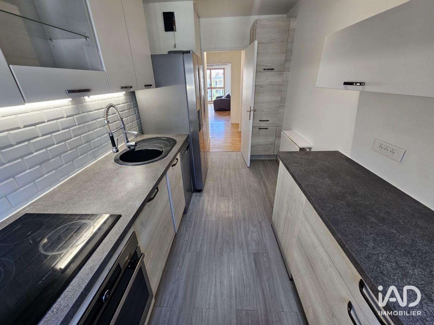 Flat Rue Eugénie Éboué in Asnières-sur-Seine