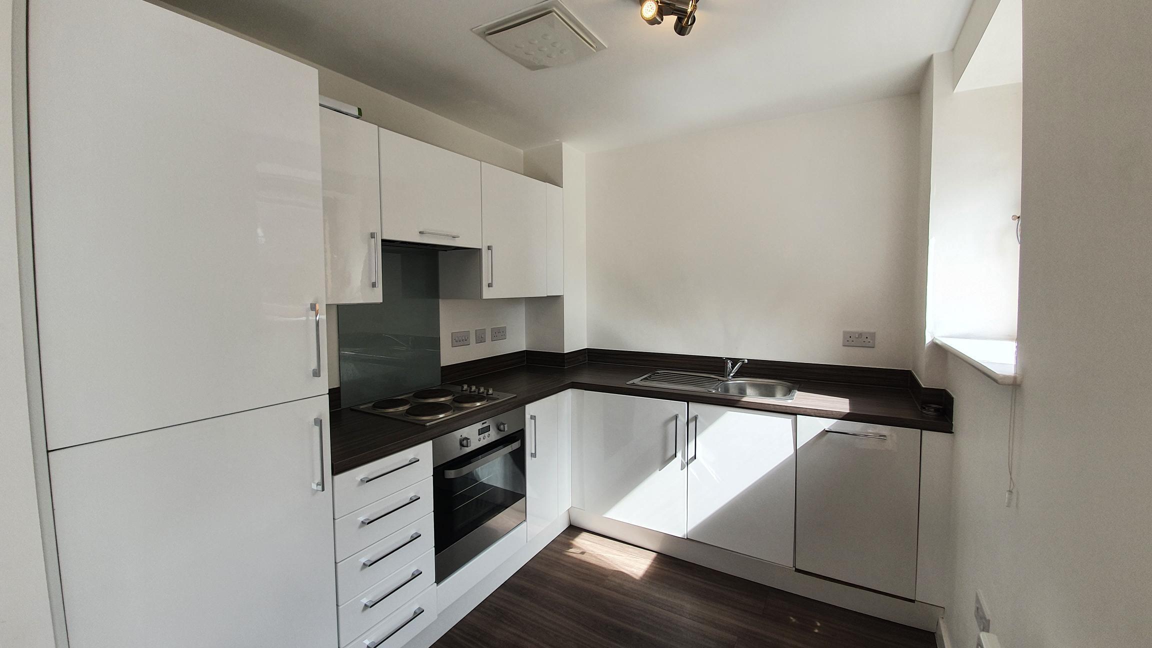 Flat Sweetman Place in Bristol