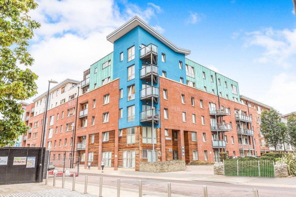 Flat Sweetman Place in Bristol