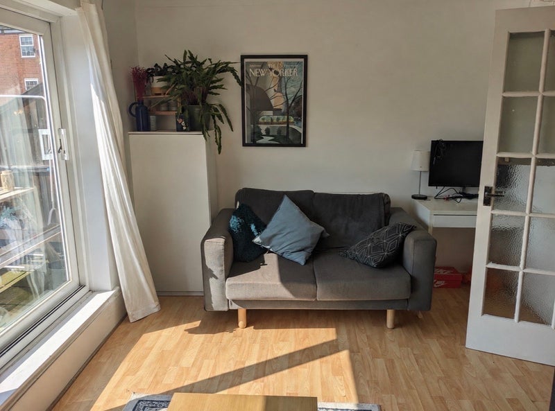 Room Detmold Road in Greater London