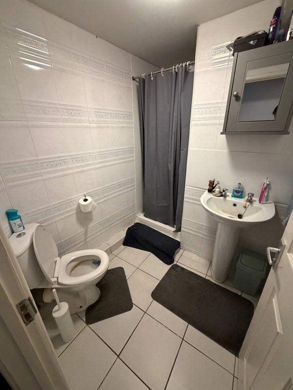 Room Dean Lane in Bristol