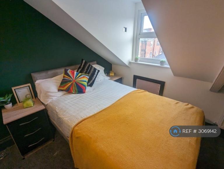 Room Argyle Street in Sunderland