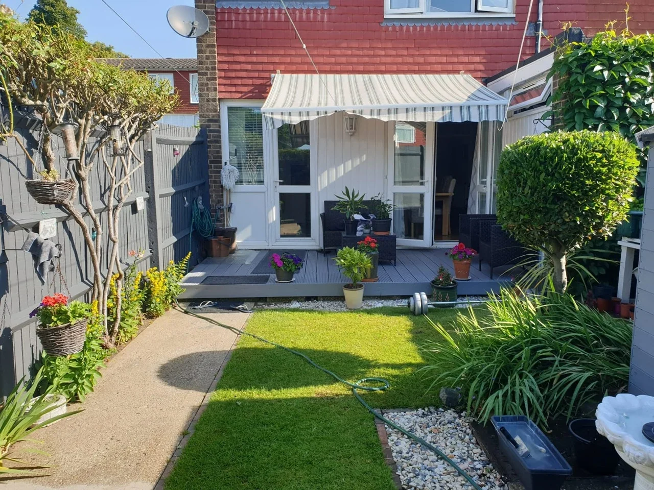Room Mount Pleasant Walk in Greater London