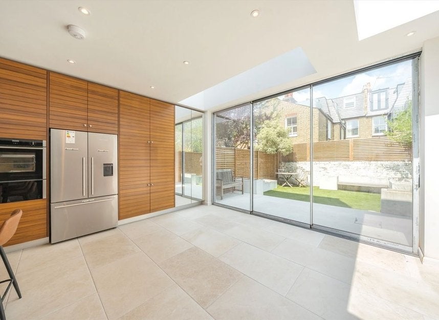 House Bangalore Street in Greater London